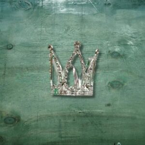 Corona Metálica Diamantes Plateada Unid.