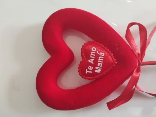 Pincho Decoración Corazón Terciopelo Te Amo Mamá Unidad - Imagen 2