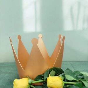 Corona Acrílica Dorada 20x19x24,5 cm