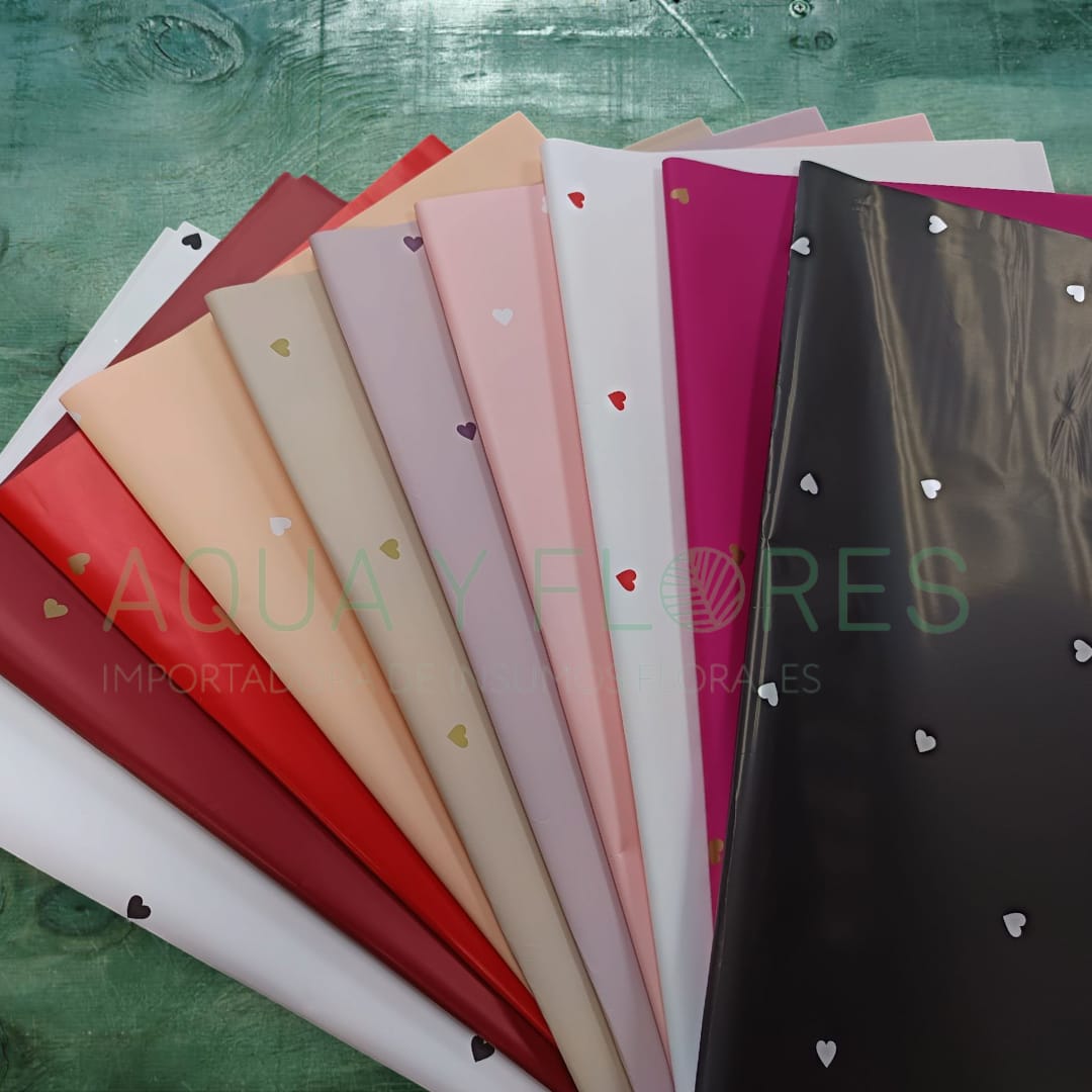 Papel Coreano Sólido Corazoncitos 20 Pliegos 57x56cm