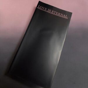 Papel Coreano Sólido "Love is Eternal" Negro 20 pliegos 57×56 cm