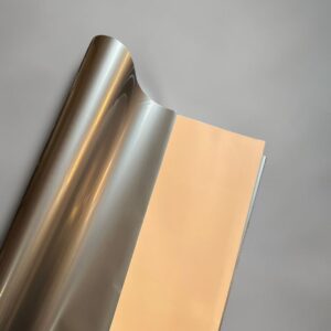 Papel Coreano Sólido Bicolor Negro/Arena 56x56cm 20 Pliegos