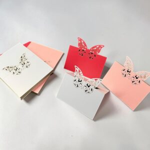 Tarjeta Troquelada Satinada Diseño Mariposa 50 Unid.