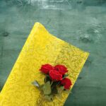 Papel Espuma o Engomado Amarillo (paq. 20 pliegos)